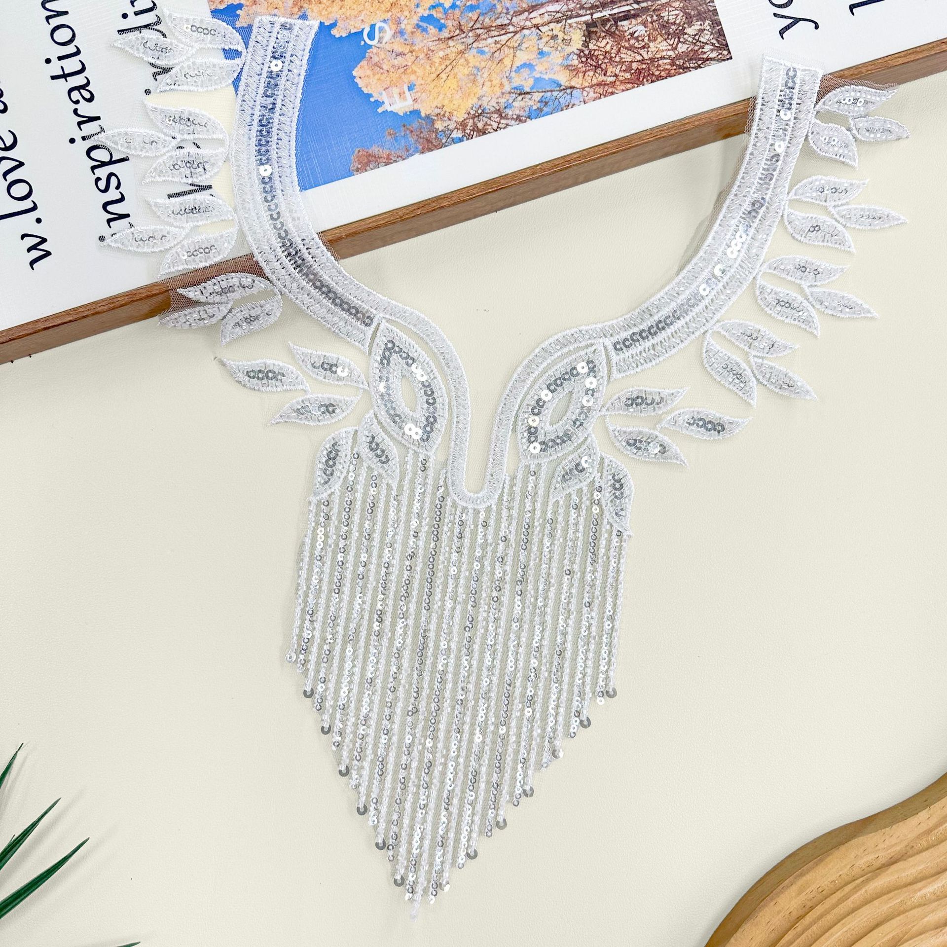 Exquisito cuello dorado, pegatinas decorativas, bordados con lentejuelas, vestidos artesanales, vestidos, zapatos y sombreros, accesorios de bricolaje