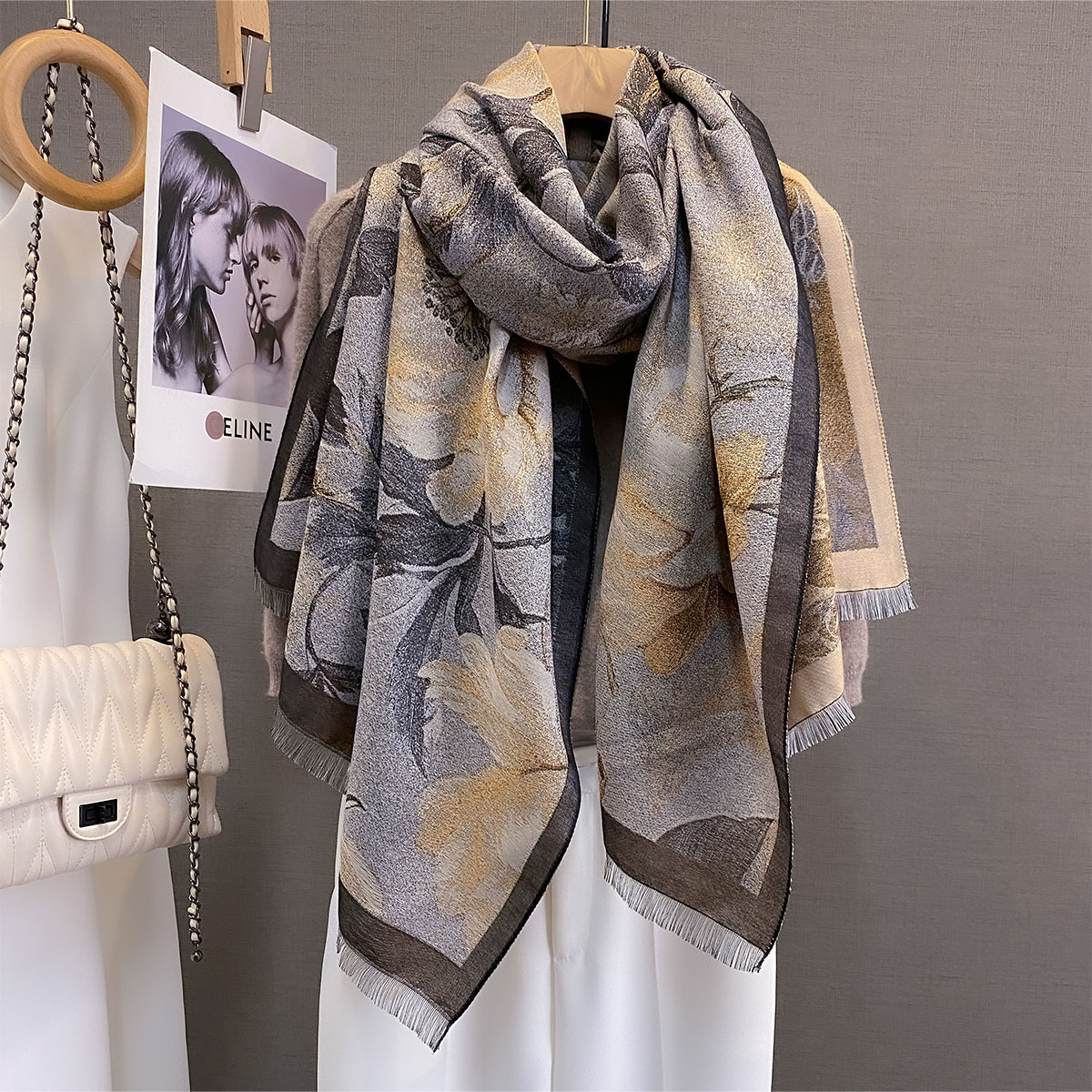 Kasjmier sjaal voor dames, luxe winteraccessoire en warme cape_voghion.com