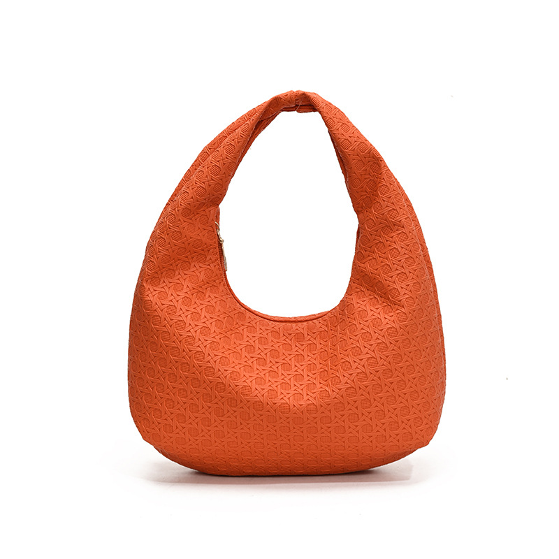 Bolsa de viaje de moda simple dulce2024 invierno nueva personalidad temperamento casual de gran capacidad bolso de media luna portátil