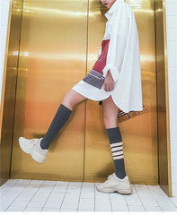 不對稱小腿襪JK女孩長筒襪左右不對稱條紋長筒襪Lolita風格學生襪