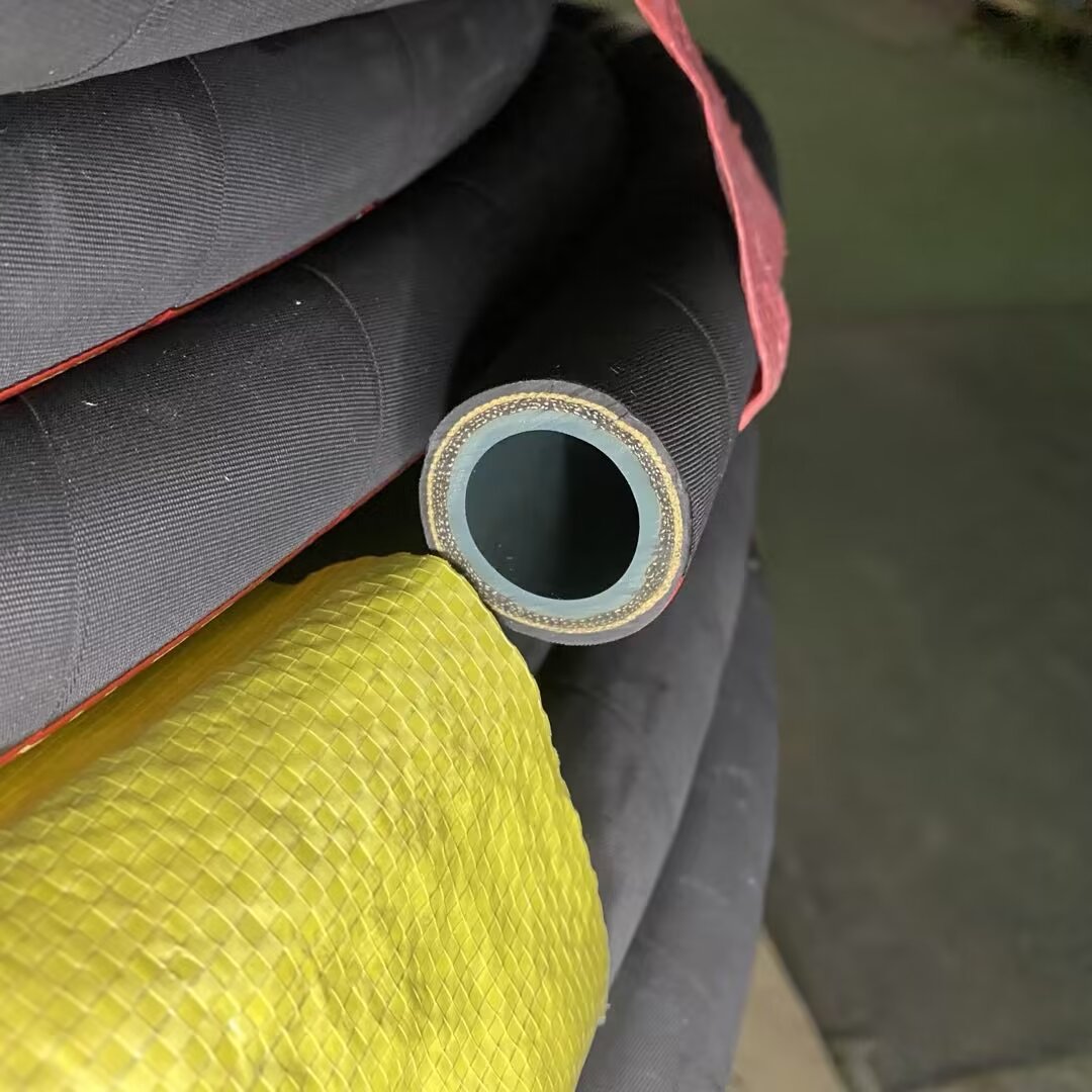 �����в�����һ�� ����Һѹ�͹��ڲ���ɫ�в��͹� �������͹ܳ���