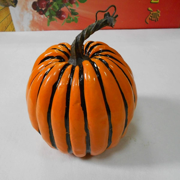 20 cm round orange pumpkin