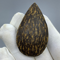 Factory batched Daladangan style pendant agarwood old material agarwood craft pendant hot selling on Xiaohongshu