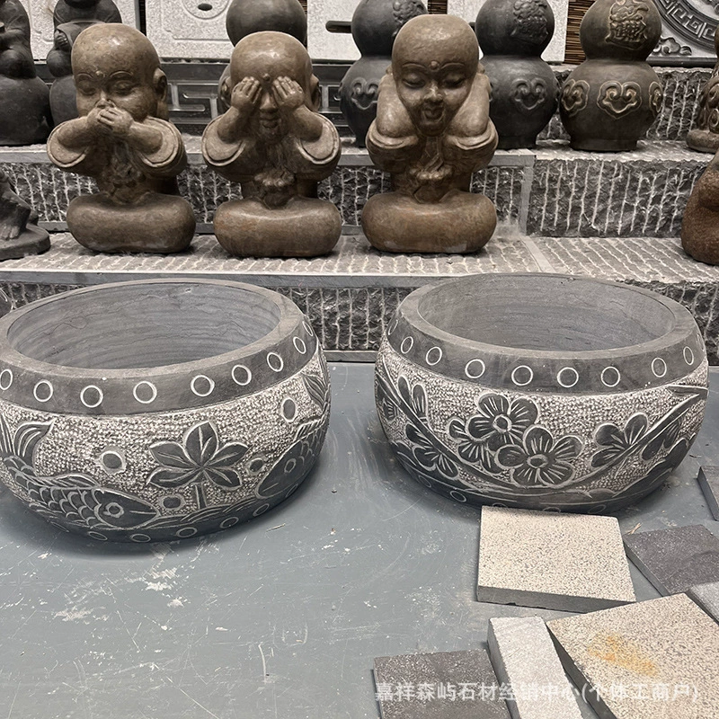 Голубой каменный пирс древнее здание сад пустотелый сплошной каменный столб каменный храм