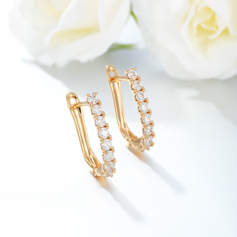 Xuping retro transfronterizo D-mouth aretes rusos de aleación de cobre chapado 18k nicho temperamento auriculares al por mayor mujeres