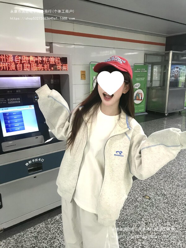 Ready-made in stock: Casual Chinese-style cotton composite fabric jacket for women with a soft feel (embroidery + fixed cuffs + mesh stitching) Ready-made in stock: Casual Chinese-style cotton composite fabric jacket for women with a soft feel (embroidery + fixed cuffs + mesh stitching)