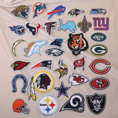 NFL アメリカンリーグとナショナルリーグの 32 チームのロゴ、チームエンブレム、コンピュータ刺繍ラベル、刺繍布パッチ、粘着アイロン接着剤