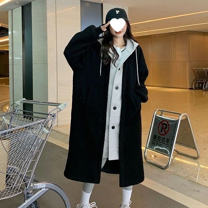 假两件羊羔绒大衣女冬季新款加厚保暖加绒毛呢今年流行的漂亮外套