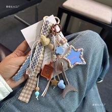 大量现货系包包挂件手机链挂绳装饰品带小提溜可挂萌粒盲盒娃卡通