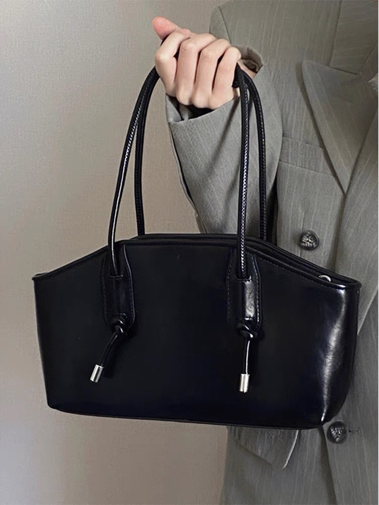 Medium Size Women's Medium Pu Leather Solid Color Classic Style Streetwear Square Zipper Underarm Bag