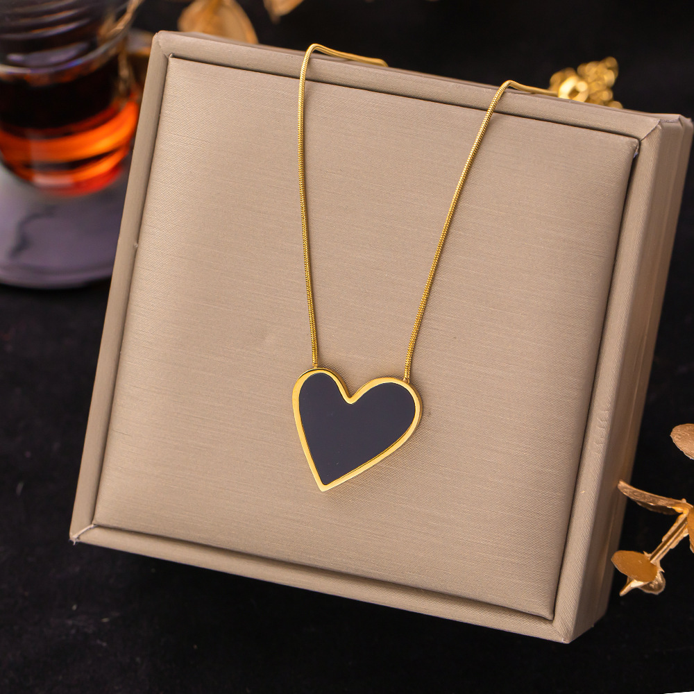 Acero de titanio elegante luz de lujo chapado en oro exquisito collar sin desvanecimiento de las mujeres del todo-fósforo de moda Red Cadena de clavícula de moda fábrica