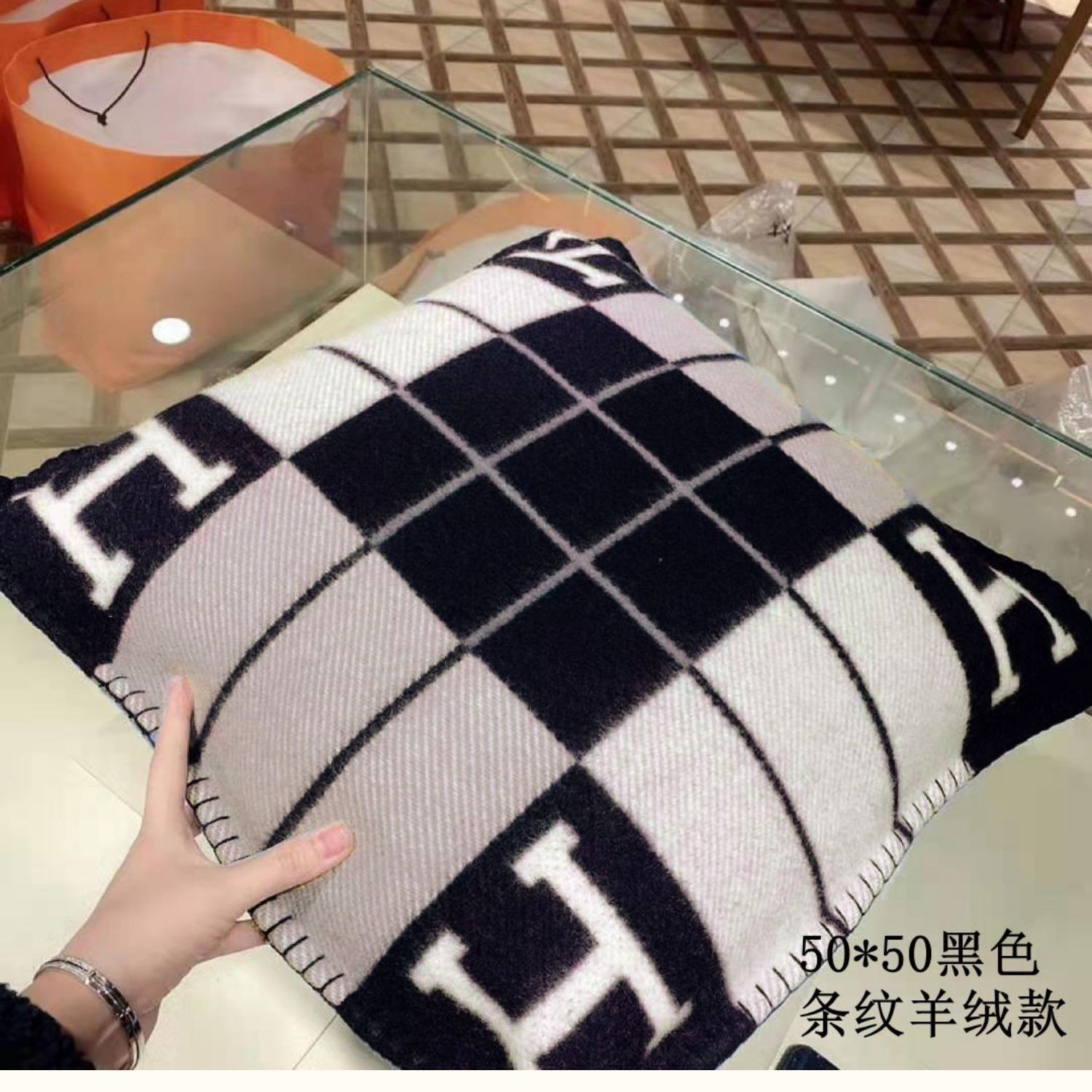 Amazon H 枕北欧モデルルーム昼休みソファクッション車の腰サポート背もたれクッションニット枕カバー