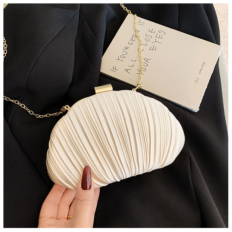 2025 nuevo cross-border Shell damas bolsa de cena ligera de lujo bolsas de mano plegadas de alto nivel sensación de fiesta de boda bolsa de noche