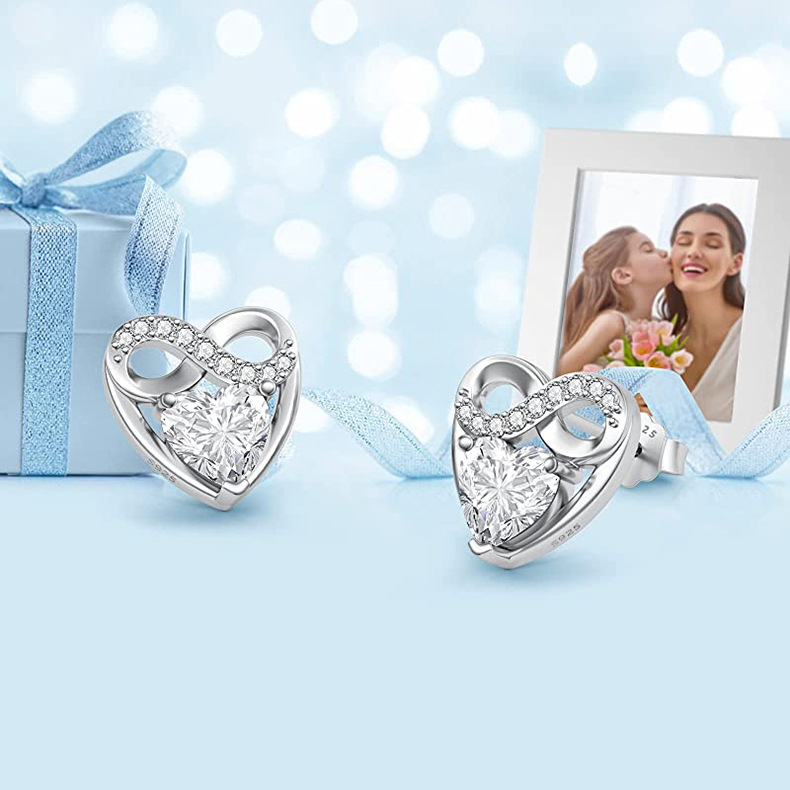 925 Sterling Silver Material Silver Plated Plating 1 Pair 925 Sterling Silver Zircon Heart Shape Ear Studs