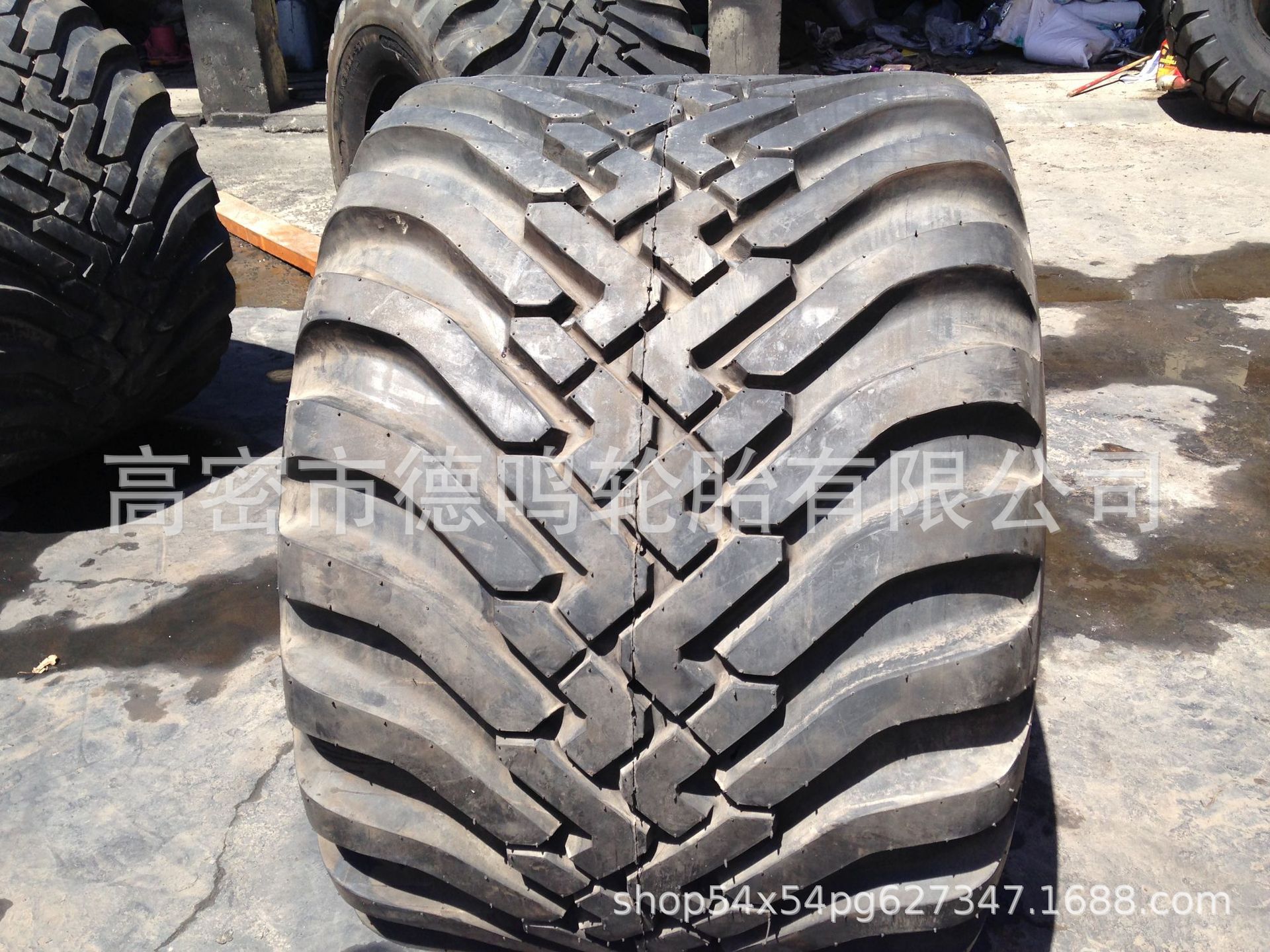 Los fabricantes suministran neumáticos agrícolas 48X31.00-20