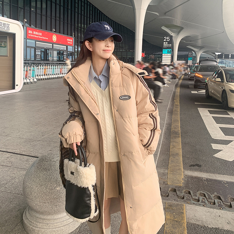 2025 ropa de algodón larga de mujer invierno nuevo suelto estilo coreano colegial grueso chaqueta con capuchón sobre la rodilla chaqueta de algodón image 1