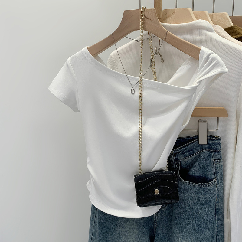 Korean Style Lazy Style Mint Green Swung Collar Slanted Shoulder Short-Sleeved T-Shirt for Women 2025 Summer Unique and Beautiful Early Summer Top