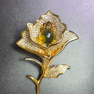 Classic Women's 10mm Natural Blue Amber Rose Brooch Pendant Necklace Jewelry Finely Crafted Copper Gold-Plated Inlaid Accessory