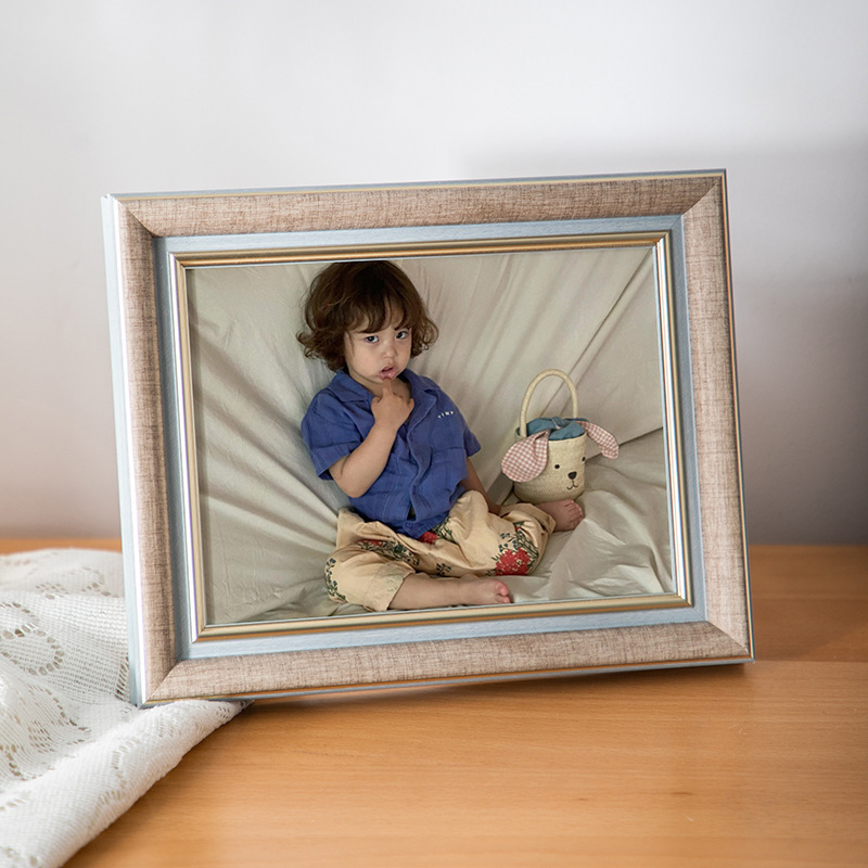 Wholesale Simple Photo Frames with a High-End Feel, 6X7, 8inch A4 Horizontal Frames, Wall-Mounted Photo Frames, DIY Picture Frames for Photo Studios