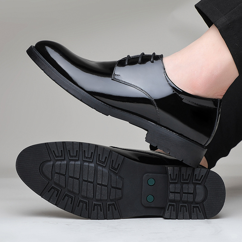 Nuevos zapatos de cuero formales de cuero brillante de charol de los hombres de negocios estilo británico dedo del pie puntiagudo banquete de boda rendimiento de cuero genuino zapatos de los hombres de moda image 3