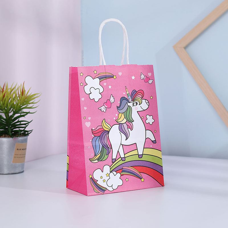 Cartoon unicornio kraft bolsas de mano de regalo de fiesta de cumpleaños de niños bolsas de regalo de jardín de infantes al por mayor