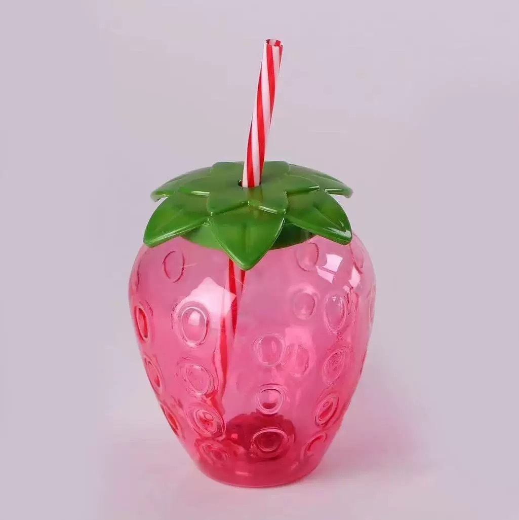 Taza de paja de fresa