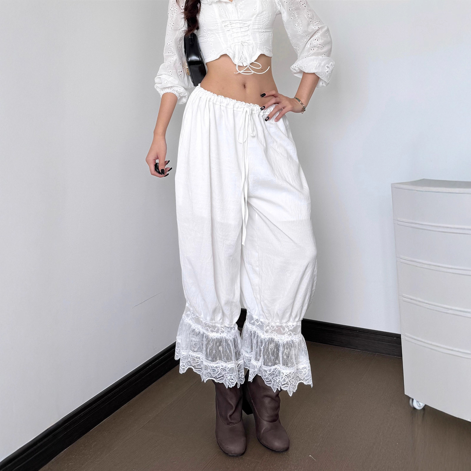 Cross-Border European and American Style Women's Clothing 2025 Autum New Fashion Stylish Street Hottie Lace Stitching Low-Waist Casual Pants