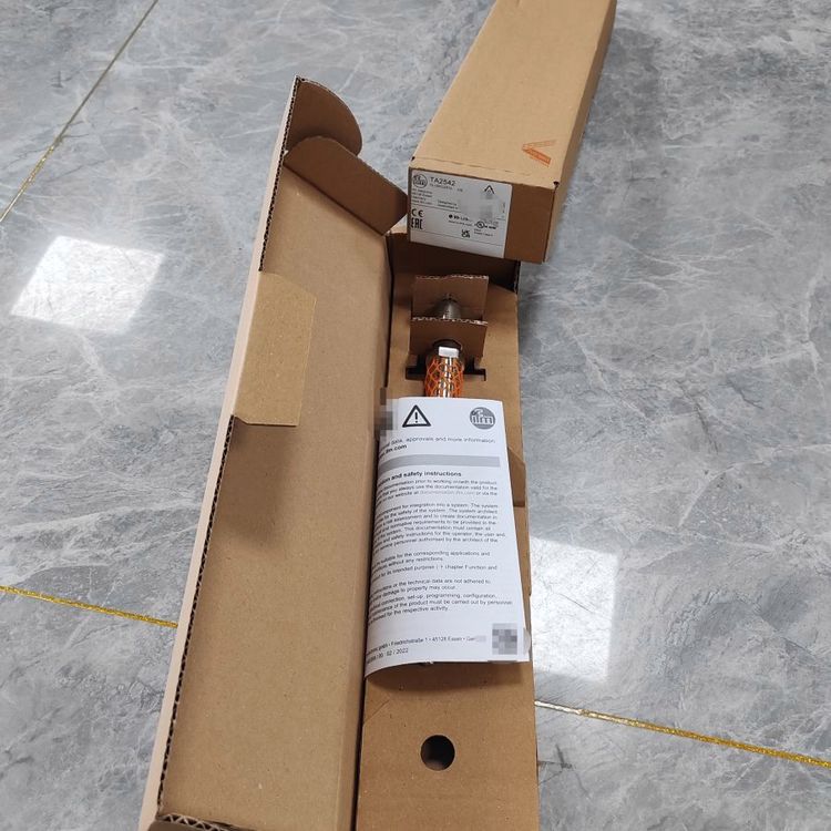 TP3231 温度传感器 TP- CEC -A-ZVG/US/ 用于Pt100及Pt1000测量元