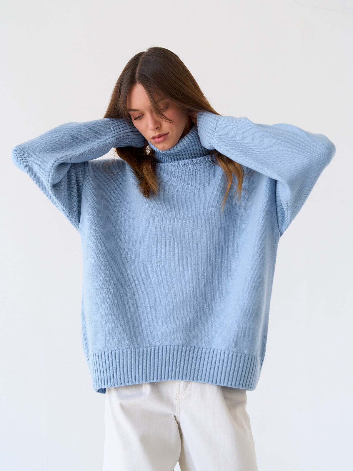 Suéter de cuello alto de color liso transfronterizo 2025, estilo europeo y americano, de punto holgado para otoño e invierno, tipo pullover Ins Amazon, estilo holgado para mujer.