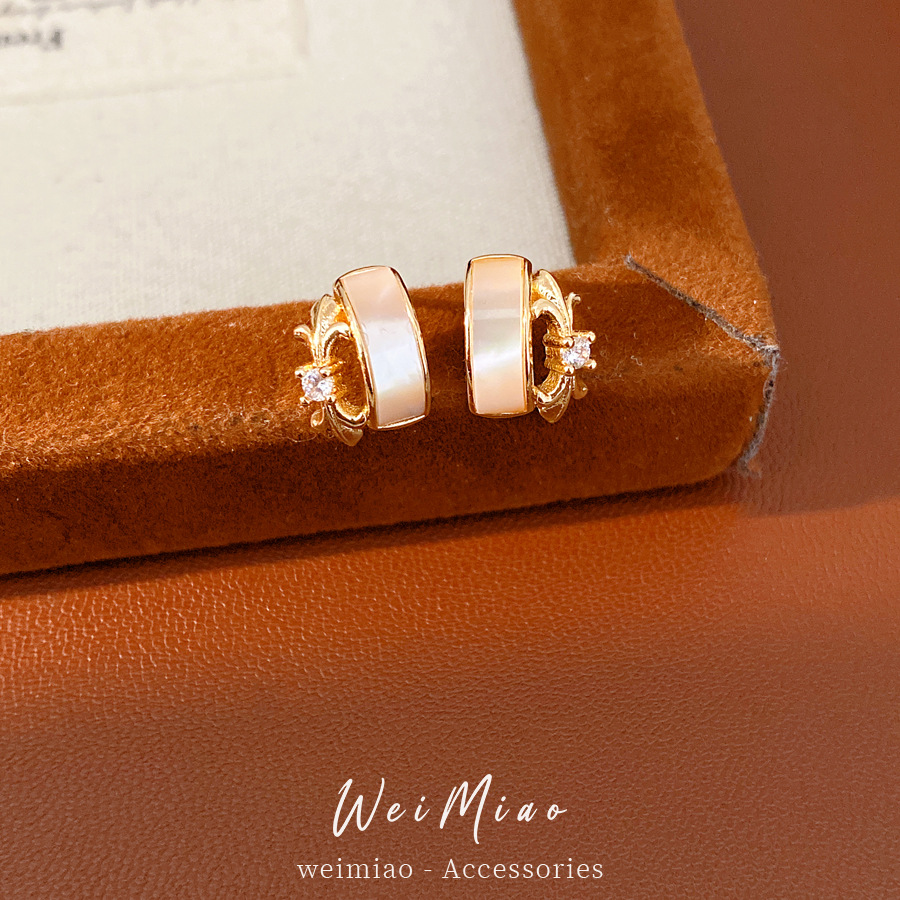 Aguja de plata zircon con marita iris simple moda diaria aretes de aretes de aretes de lujo ligero de alta calidad aretes al por mayor