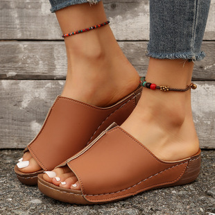 Cross-Border European and American Export 2024 Spring and Summer New Sandals for Women, Comfortable Wedge Heels, Thick Soles, Simple Casual Outer Slippers