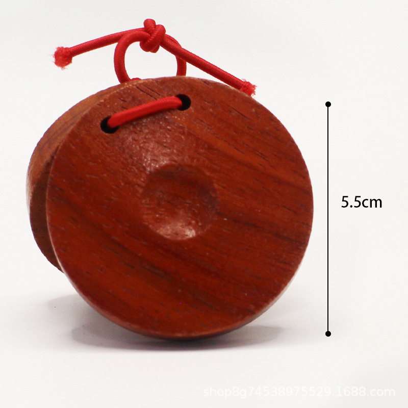 A mahogany round board