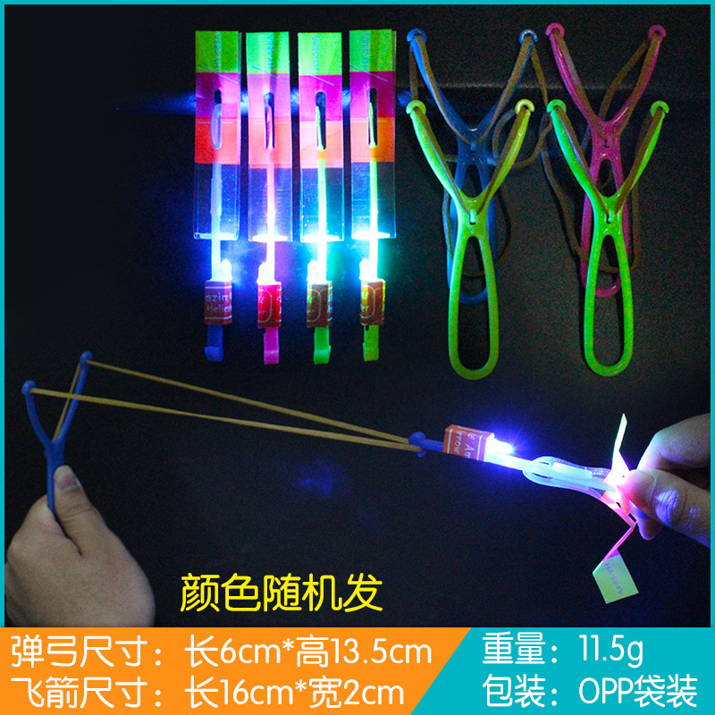 Tirachinas plateadas pequeñas flechas voladoras