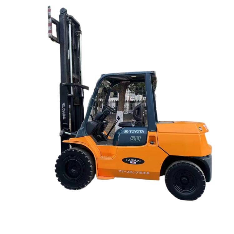 Toyota HeLi Longgong Hangzhou 2 toneladas 3 toneladas 3.5 toneladas 5 toneladas 10 toneladas carretillas elevadoras diesel noventa por ciento nuevo Toyota 7F