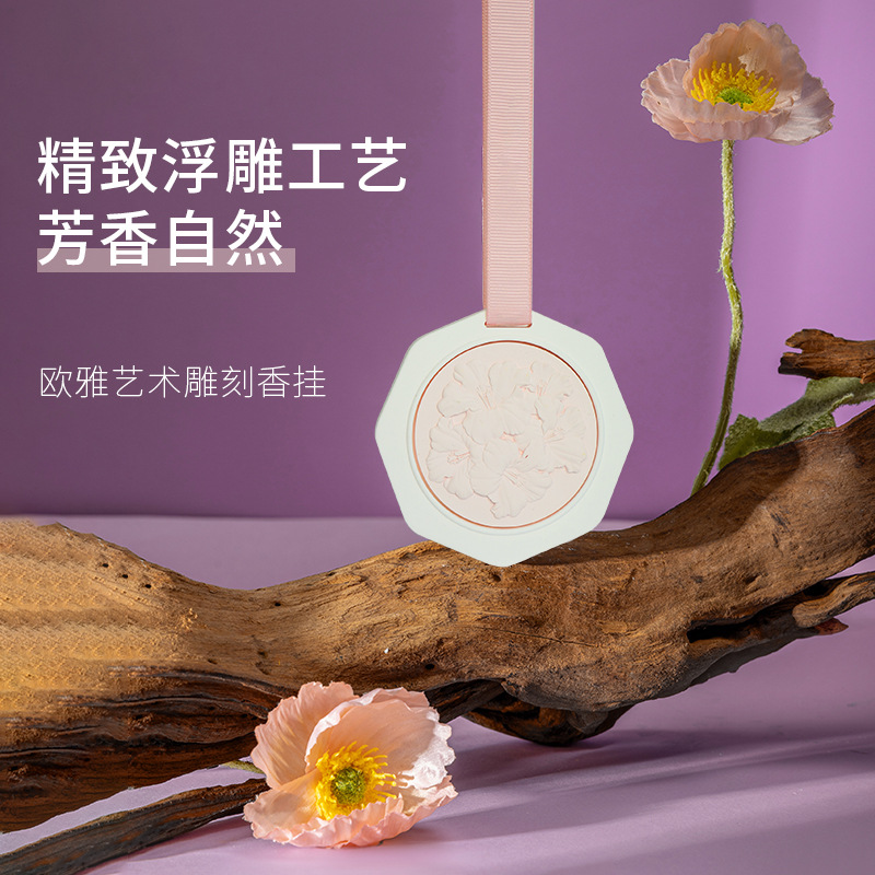 aromatherapy for auto with a light fragrance
