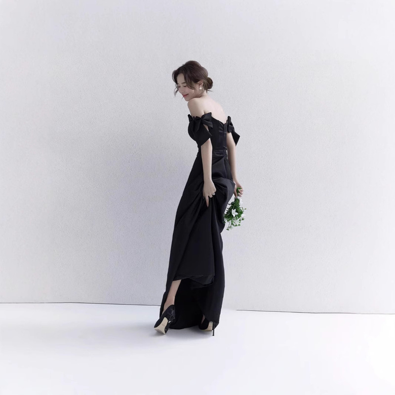French Style Light Wedding Dress Black Satin Hepburn Style Photo Studio Theme Couple Photo Bow Collar Certificate Registration Dress