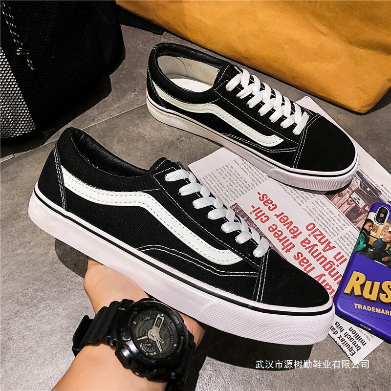 Spring Korean-Style Student Canvas Shoes for Men, Casual Versatile Thick-Soled Low-Top Classic Vans Canvas Shoes, Original Quality Spring Korean-Style Student Canvas Shoes for Men, Casual Versatile Thick-Soled Low-Top Classic Vans Canvas Shoes, Original Quality