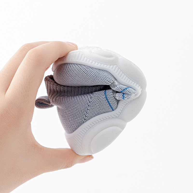 Zapatos de bebé y niño pequeños, nuevos modelos 2022, de malla para primavera y verano, de color sólido, con suela suave, transpirables, para caminar.