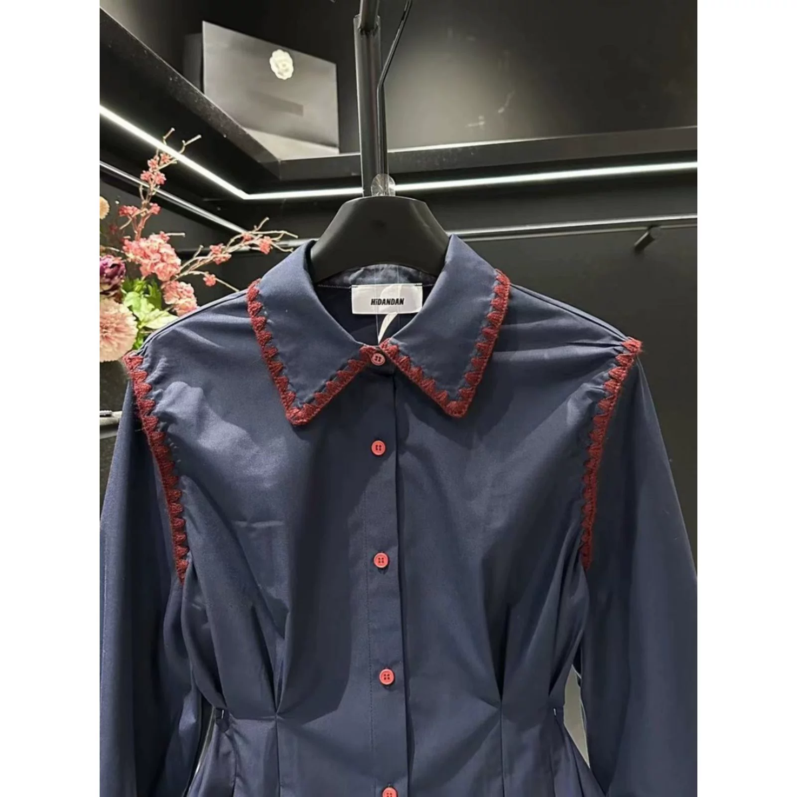 Рубашка-топ больших размеров, темно-синего цвета, весна 2025, новый стиль, короткий и длинный рукав, французский стиль