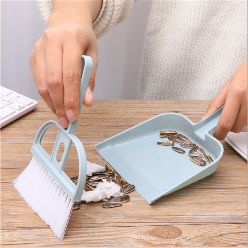 1 Mini Nordic color desktop sweeping brush keyboard brush desktop sweeping two-piece set with dustpan small broom suit