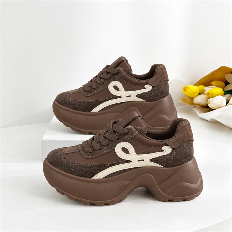2026 new brown platform sneakers for women, retro German training style, GAT shoes, height-increasing, slimming, versatile casual sports shoes 2026 new brown platform sneakers for women, retro German training style, GAT shoes, height-increasing, slimming, versatile casual sports shoes