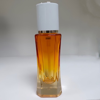 Guangzhou spot al por mayor 30ml nueva botella de base de polvo de cintura pequeña botella de aceite esencial botella de vidrio transparente