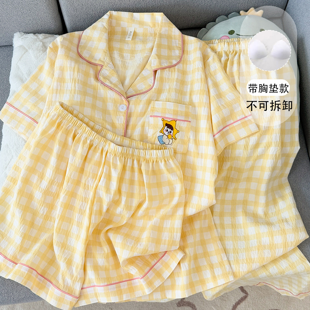 厂家批发大码睡衣女春夏季短袖可爱星星人奶黄格子三件套装可外穿
