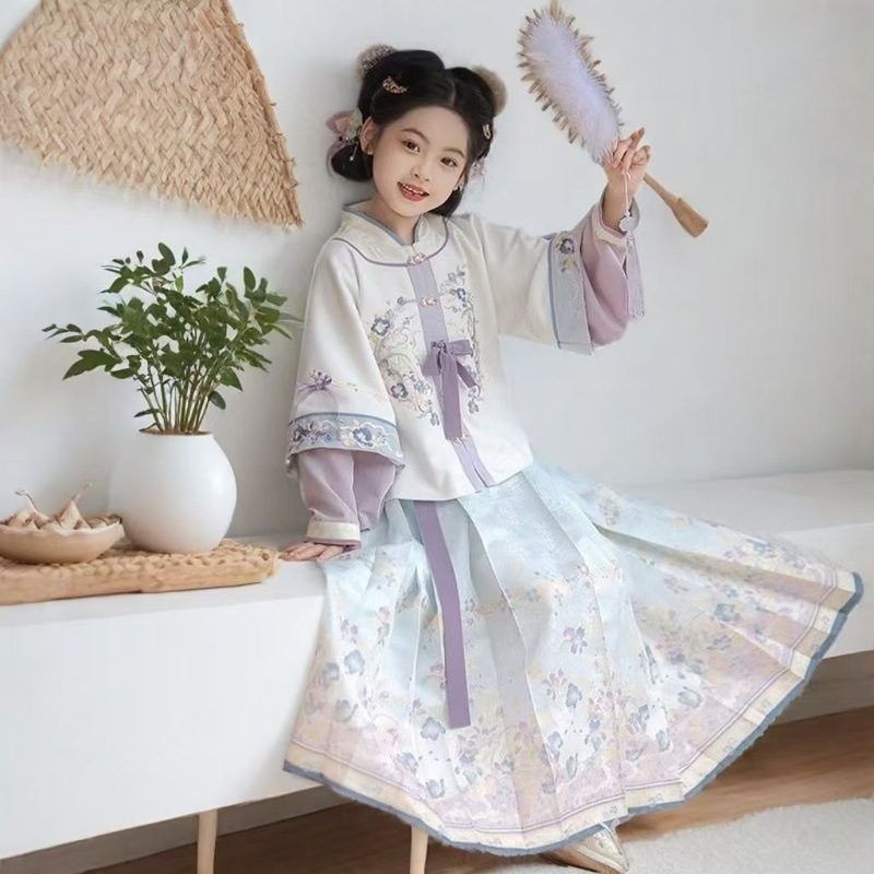漢服女の子古代スタイル馬面スーツ春と秋の子供 2025 新しい明製ロングスカート古代衣装唐スーツ工場卸売|undefined