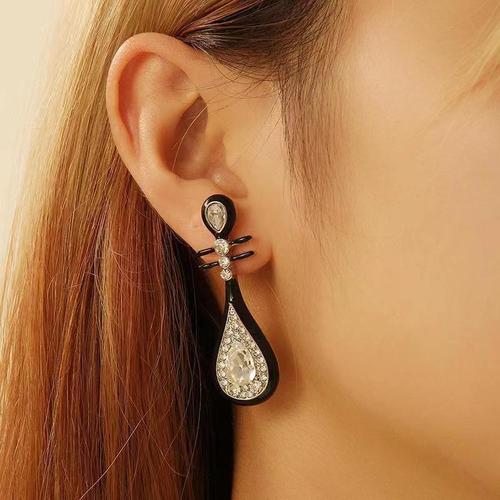 New Chinese Style Black Pearl Diamond Stud Earrings for Women, Elegant and Refined, Unique and Versatile, Lightweight Luxury and High-End, Ancient Style Accessory