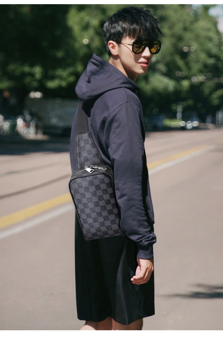 Crossbody Bag Features