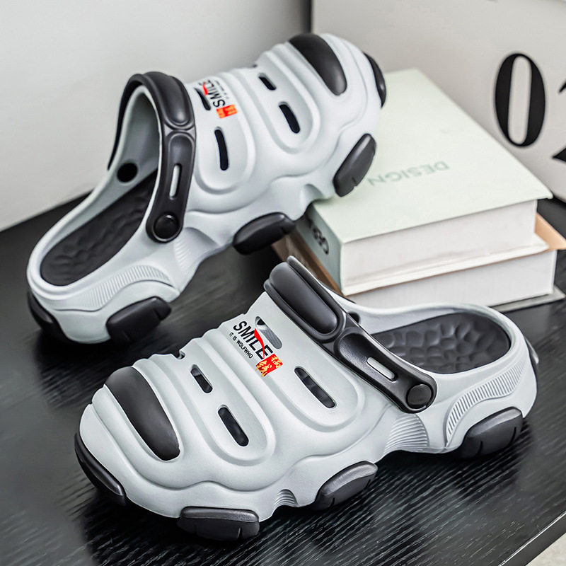 En nombre del cabello, zapatos con agujeros, nuevas sandalias de dos desgaste de verano, zapatos transfronterizos de alta gama para hombres, zapatos de playa, sandalias para hombres