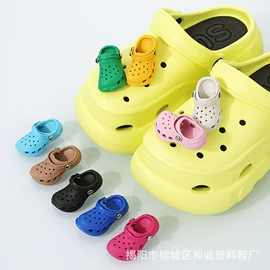 平底拖鞋;厚底拖鞋;鞋扣