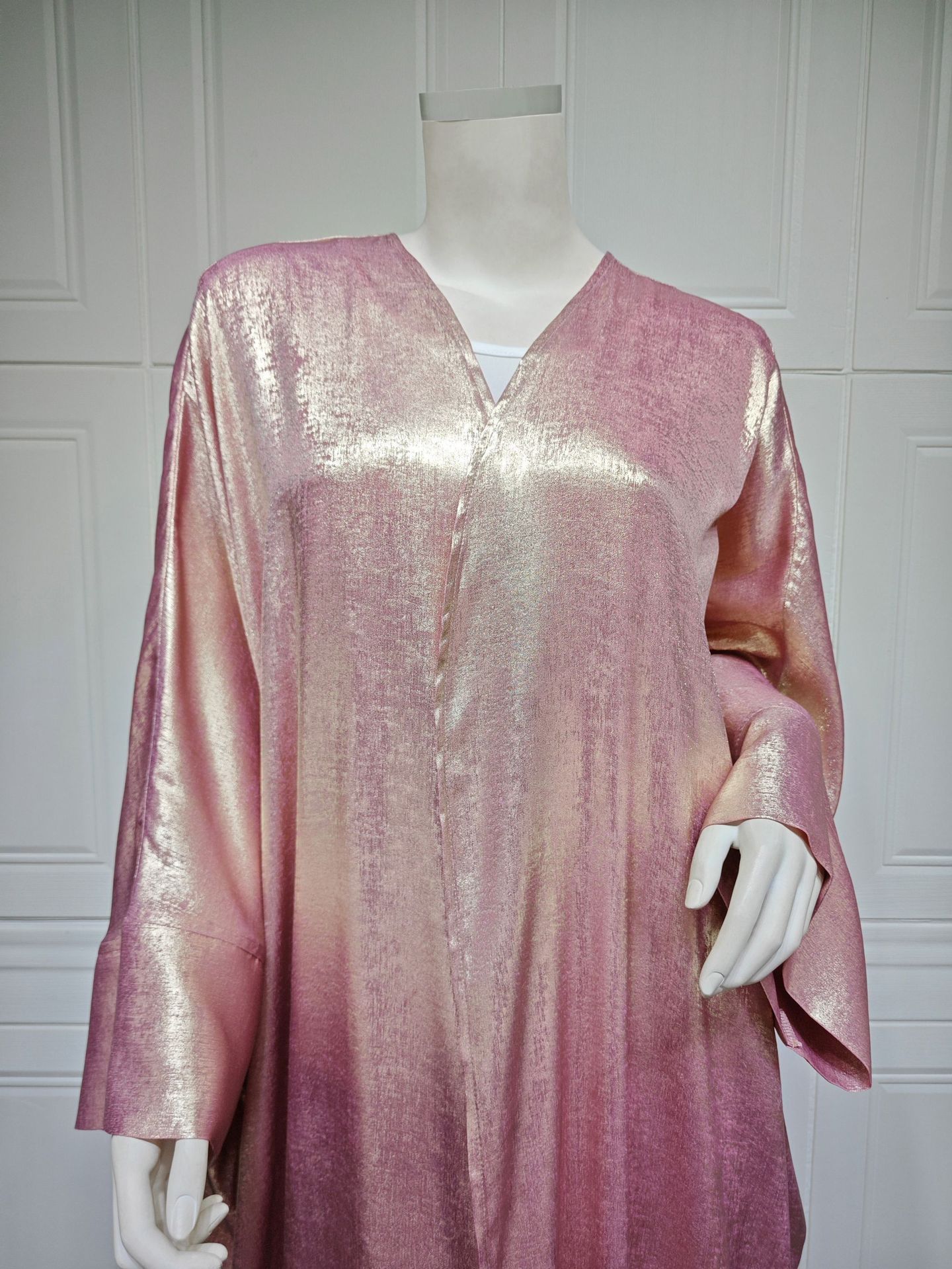 A008 Cross-border Middle East Dubai Muslim Fashion Women's Gold-Embossed Cardigan Robe_ecoleips.com