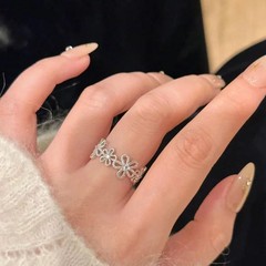 西奇s925纯银蕾丝花环镂空戒指轻奢温柔小众设计中古拉丝花朵指环